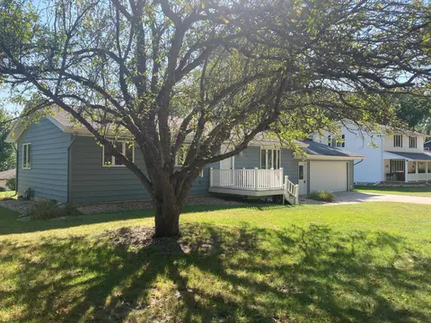 765 20th St, Windom, MN 56101 photo 3