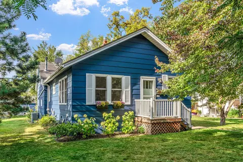 3370 Brownlow Ave, Saint Louis Park, MN 55426
