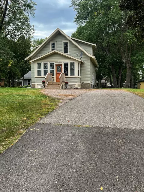 1800 6th St SW, Willmar, MN 56201