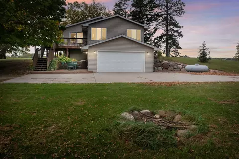 50405 Arbor Ave W, Stanchfield, MN 55080