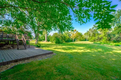 8117 Sierra Pkwy, Brooklyn Park, MN 55444