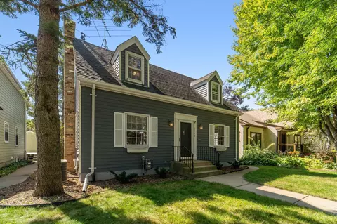 2148 Eleanor Ave, Saint Paul, MN 55116