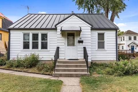 26 6th Ave N, Hopkins, MN 55343