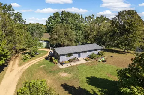 678 Baker Rd, Hudson, WI 54016