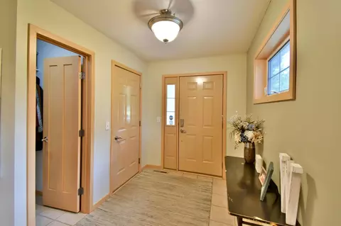 1746 Maple Ln, Saint Cloud, MN 56304 photo 29