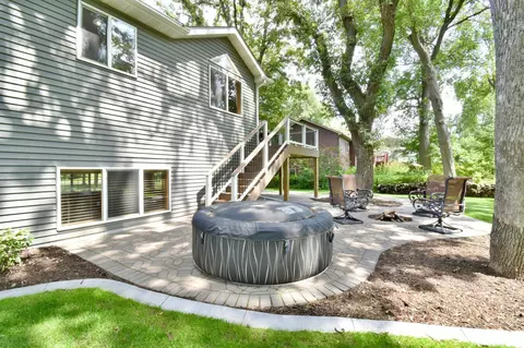1746 Maple Ln, Saint Cloud, MN 56304 photo 7