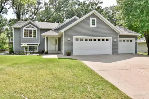 1746 Maple Ln, Saint Cloud, MN 56304 photo 4