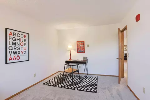 2425 E Franklin Ave #411, Minneapolis, MN 55406 photo 16