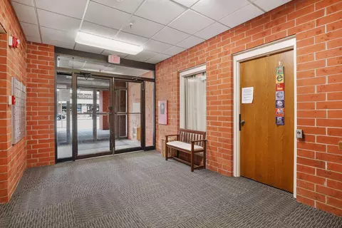 2425 E Franklin Ave #411, Minneapolis, MN 55406 photo 22