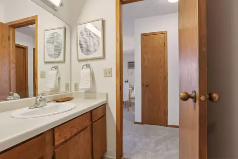2425 E Franklin Ave #411, Minneapolis, MN 55406 photo 14