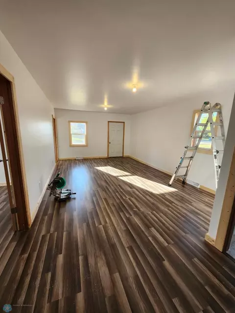 339 3rd St, Wyndmere, ND 58081 photo 6