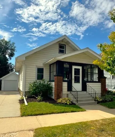 1008 3rd St SE, Rochester, MN 55904