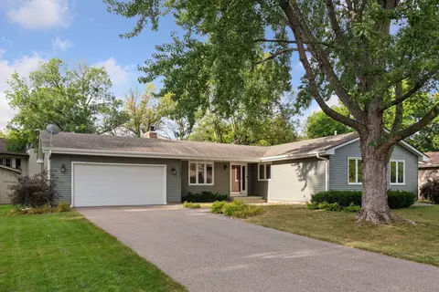 11205 52nd Ave N, Plymouth, MN 55442