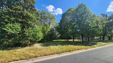 9111 Columbus Ave S, Bloomington, MN 55420