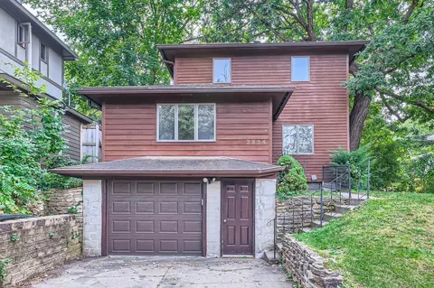 2334 Doswell Ave, Saint Paul, MN 55108
