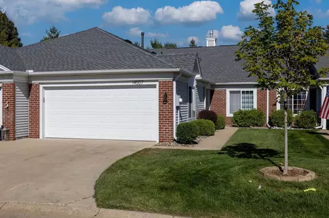 14507 Eureka Ct, Apple Valley, MN 55124