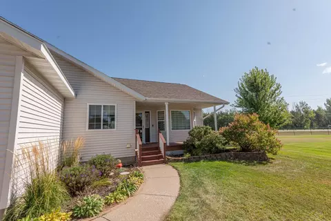 606 9th Dr NW, Perham, MN 56573 photo 3