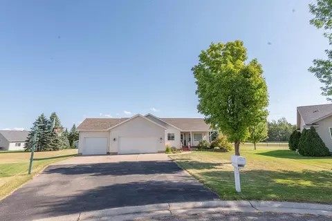 606 9th Dr NW, Perham, MN 56573