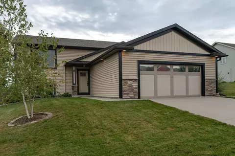3742 44th Ave NW, Rochester, MN 55901