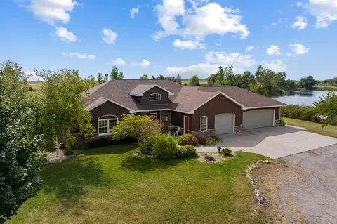 6485 SW 68th St, Owatonna, MN 55060