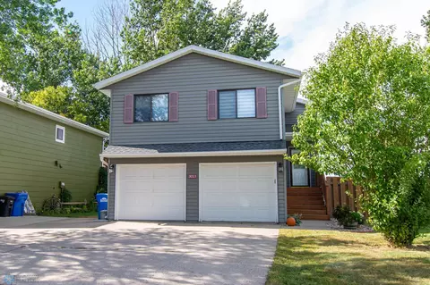 3013 20 St S, Fargo, ND 58103