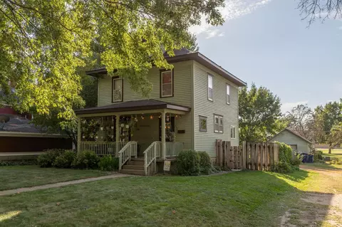 530 Forest St, Kenyon, MN 55946