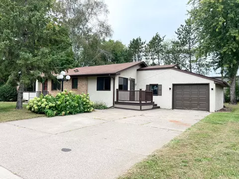 970 Maple Ave E, Mora, MN 55051