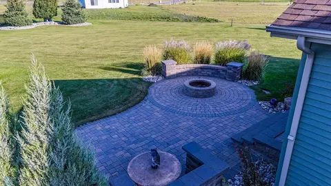 813 Birdie Ct, Mapleton, ND 58059 photo 10