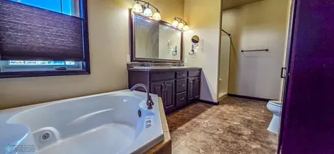 813 Birdie Ct, Mapleton, ND 58059 photo 26