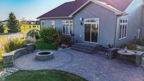 813 Birdie Ct, Mapleton, ND 58059 photo 9