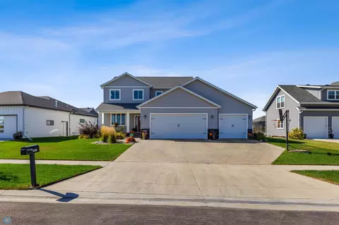 7351 15th St S, Fargo, ND 58104