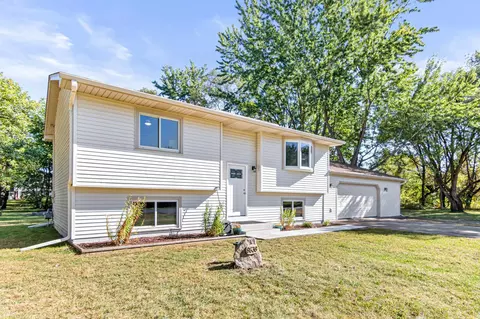 8638 Ogren Ave NE, Otsego, MN 55330