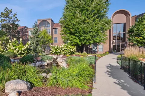 9700 Portland Ave S #225, Bloomington, MN 55420