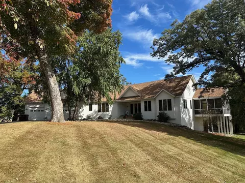 5878 50th St SE, Delano, MN 55328