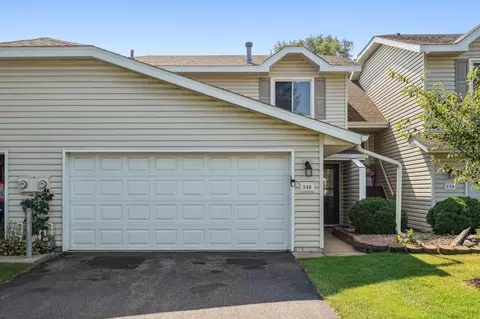 546 Pleasure Creek Dr, Blaine, MN 55434