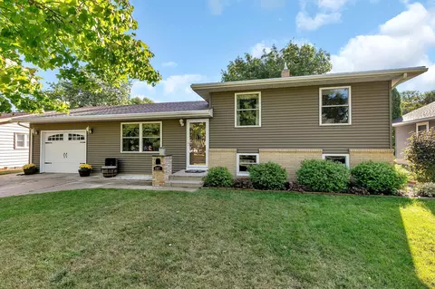 807 Washburne Ave, Paynesville, MN 56362