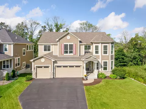 4139 Cavanaugh Dr, Medina, MN 55340