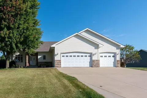 308 Victoria Blvd, Mankato, MN 56001