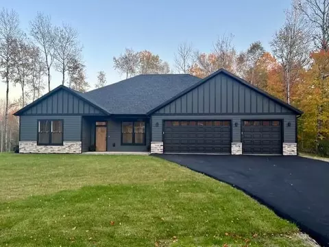 3929 Teal Ln, Duluth, MN 55811