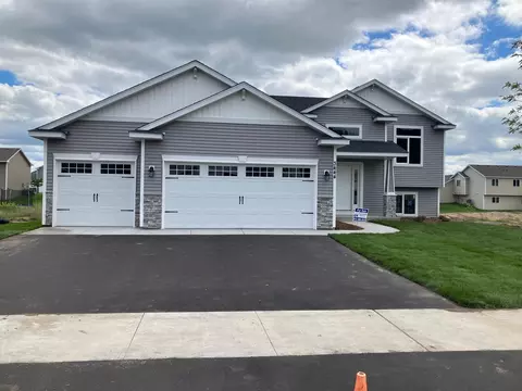 22971 Topaz St, Saint Augusta, MN 56301