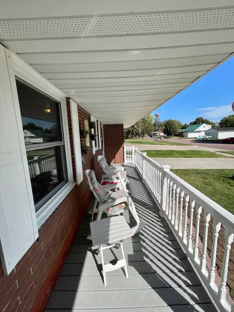 Exterior - 401 White St N, Comfrey, MN 56019 photo 5 of 17