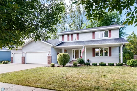 4233 S Rivershore Dr, Moorhead, MN 56560