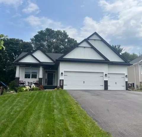 6381 Harkness Ave S, Cottage Grove, MN 55016