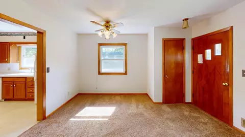 2233 Milo Ave, Albert Lea, MN 56007 photo 3