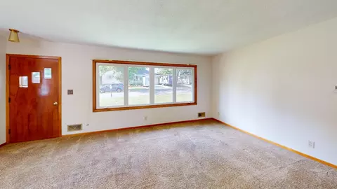 2233 Milo Ave, Albert Lea, MN 56007 photo 2
