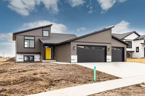 1805 Brandt Dr NE, Byron, MN 55920