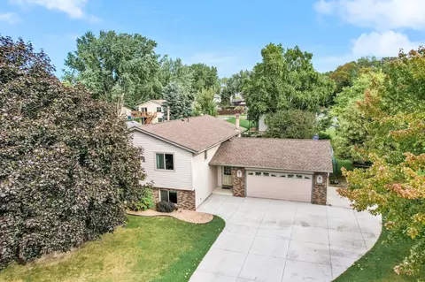 5734 Maves Trl SE, Prior Lake, MN 55372
