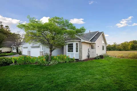 1609 Maple Manors Ct, Mound, MN 55364