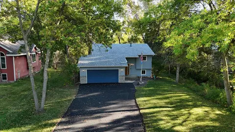 214 Douglas Dr, Buffalo, MN 55313 photo 2