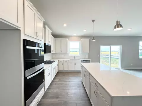 4722 Devonshire Ln, Chaska, MN 55318 photo 5